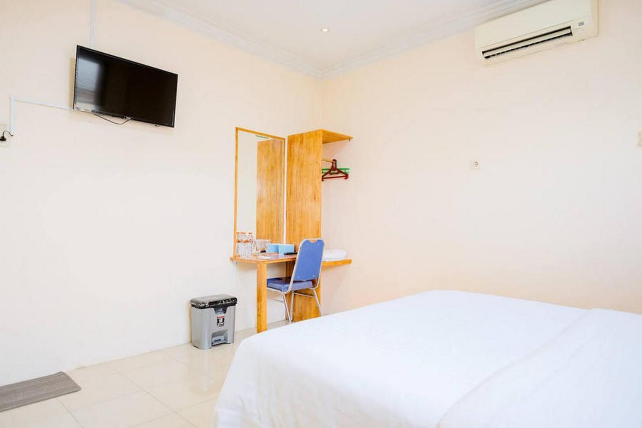 Waringin Redpartner Hotel Medan